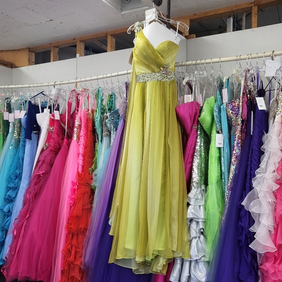 Tony Bowls Paris Formal Dress - Picture 1 of 3